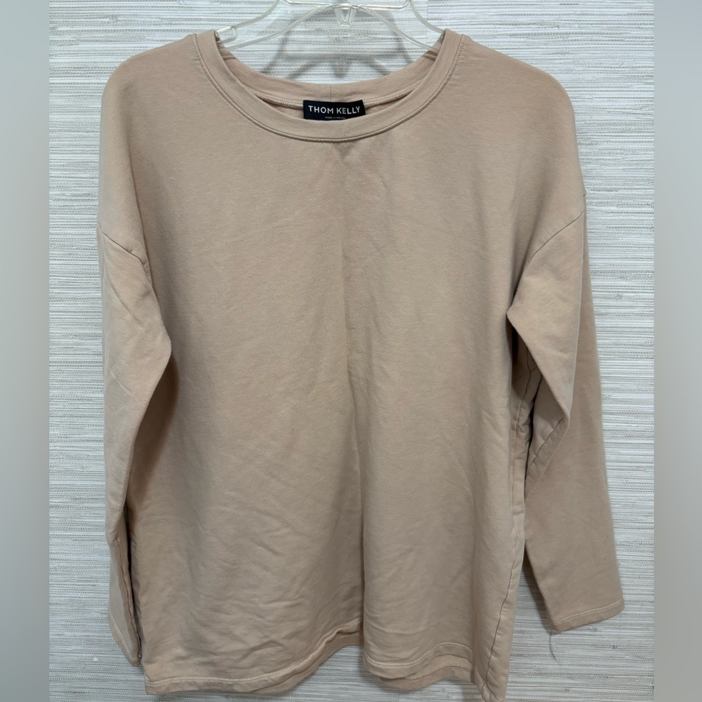 Thom Kelly charlotte women’s sweatshirt oatmeal size large